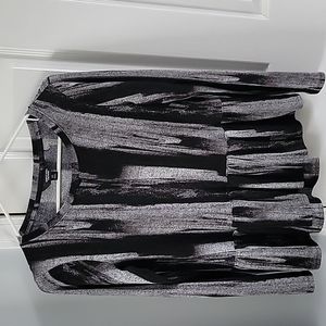 Simply Vera XS Black & Grey L/S Top